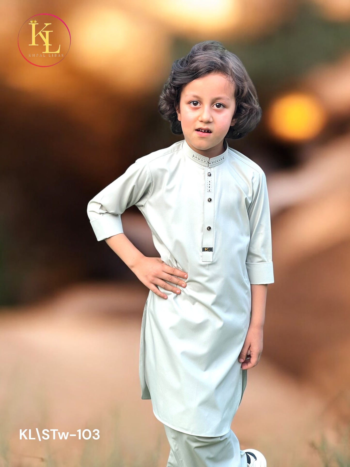 White Kameez and Shalwar (KL/Sww103)